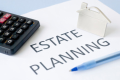 Contact our estate lawyers in Akron for legal advice in planning your estate.